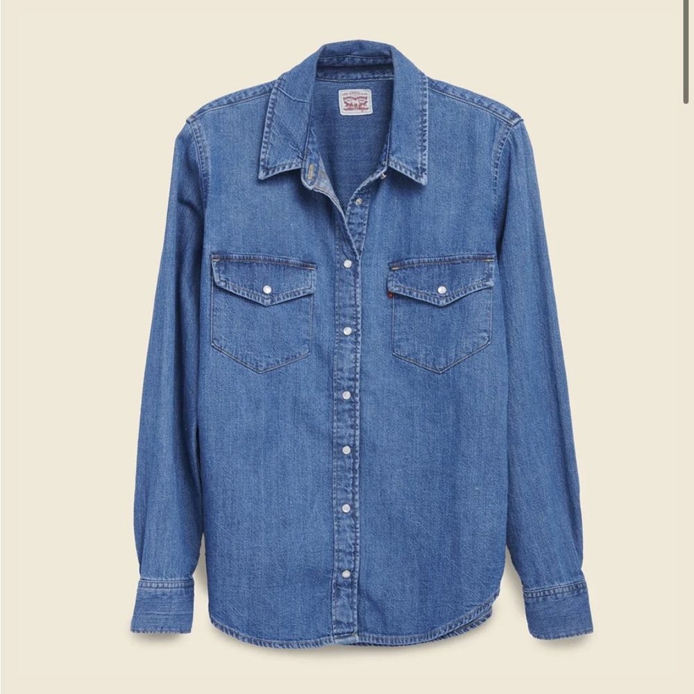 Levi’s Standard Fit Chambray Shirt